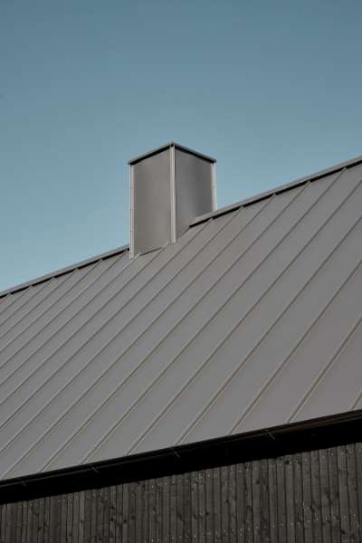 Flag raised for new home with a very popular steel roof, Brådalvej 25, 9210 Aalborg SØ